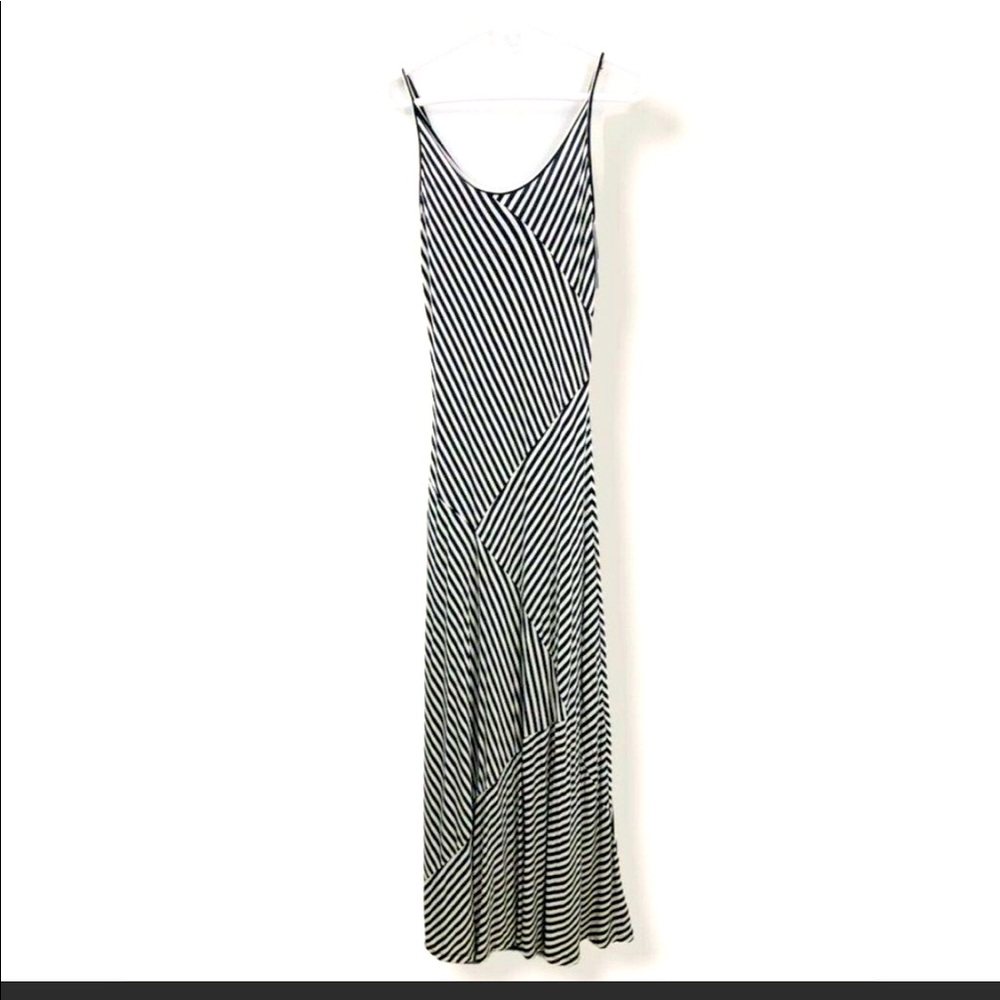 Mossimo long black and white maxi dress. SIZE XL.
